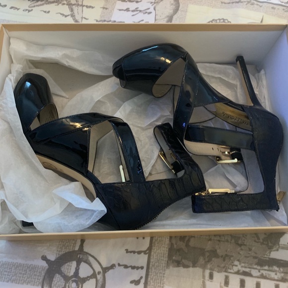 MICHAEL KORS - Picture 5 of 5